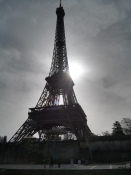 La Tour Eiffel di prima mattina