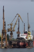 100_4208_cantieri navali.jpg