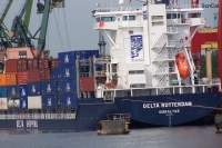 100_4226_cantieri navali.jpg