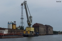 100_4235_cantieri navali.jpg