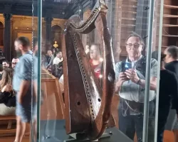 Cal e l’arpa di Brian Boru Cal e l’arpa di Brian Boru